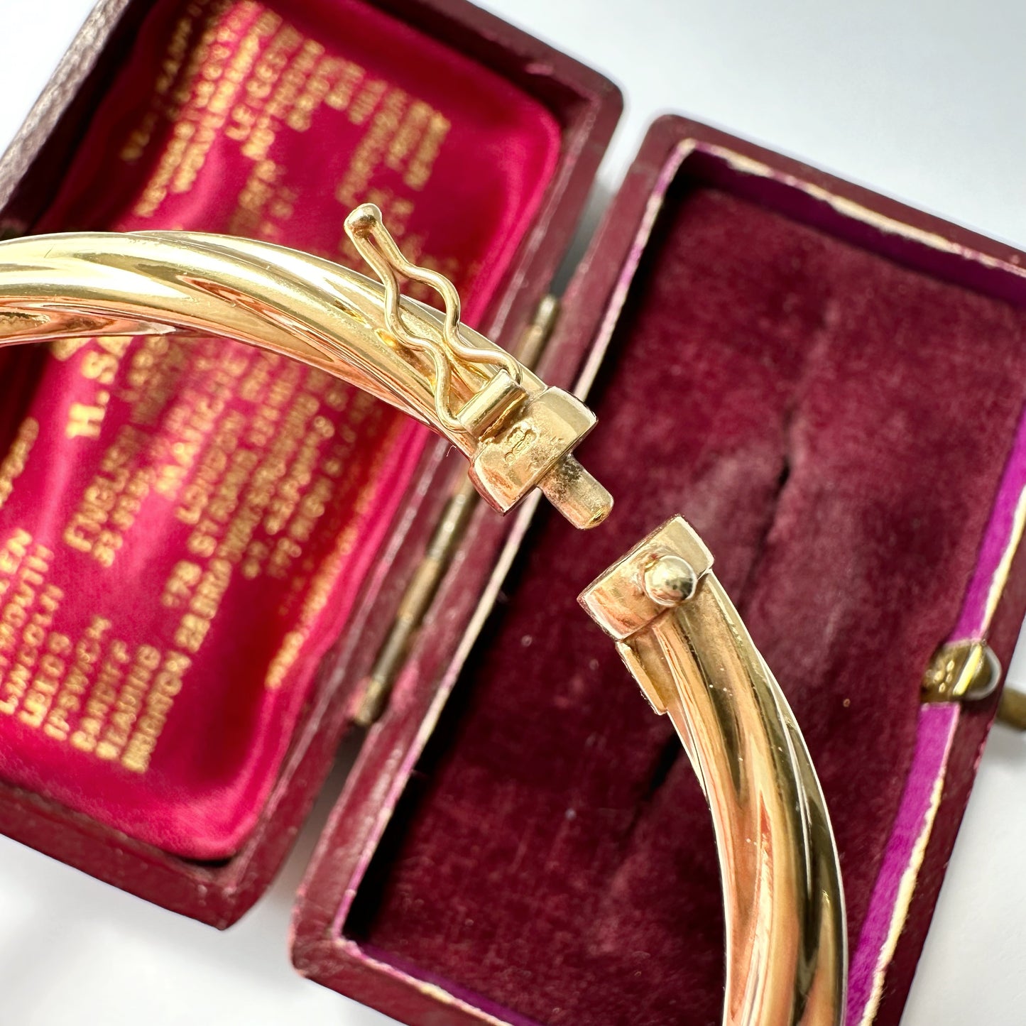 Vintage UnoAErre 9ct gold bracelet