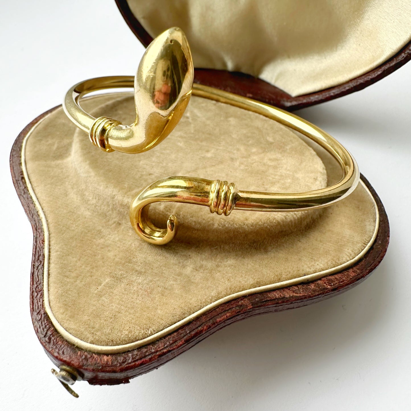 Vintage 14ct gold snake cuff bracelet