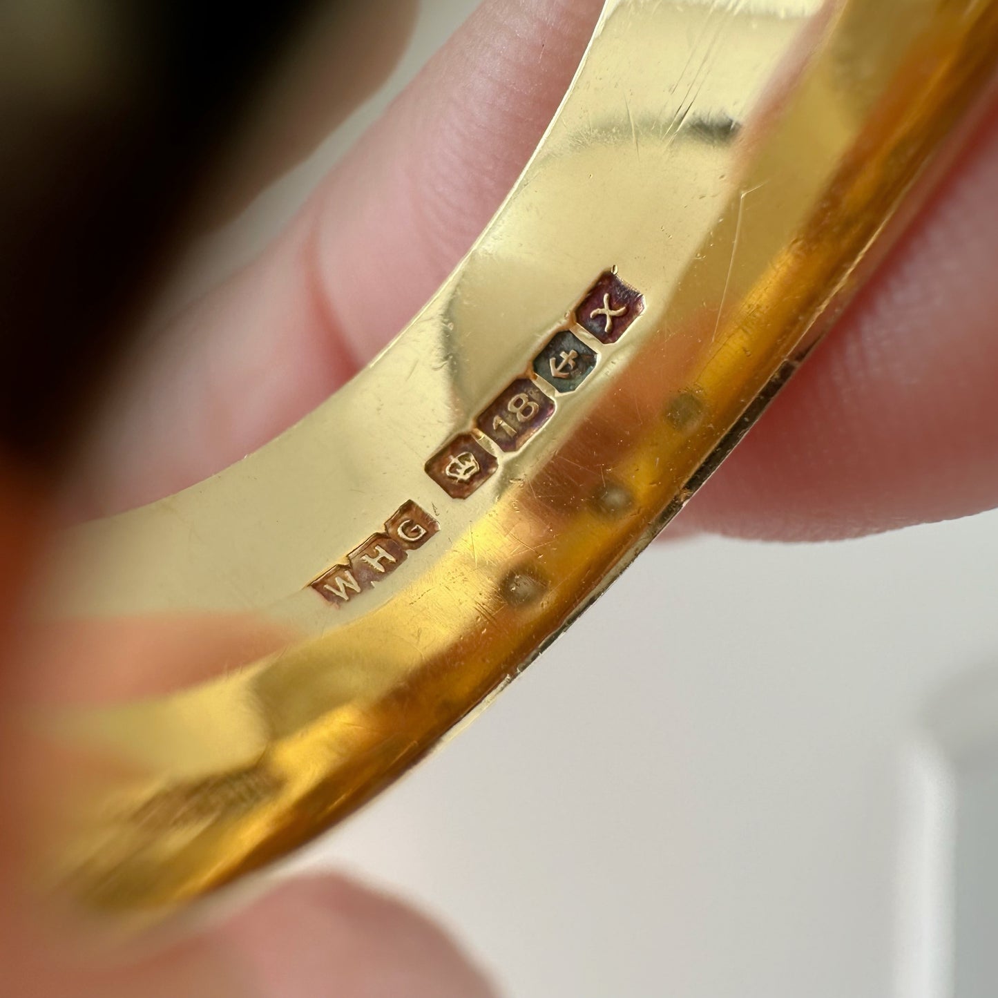 Vintage 18ct gold & starburst diamond band