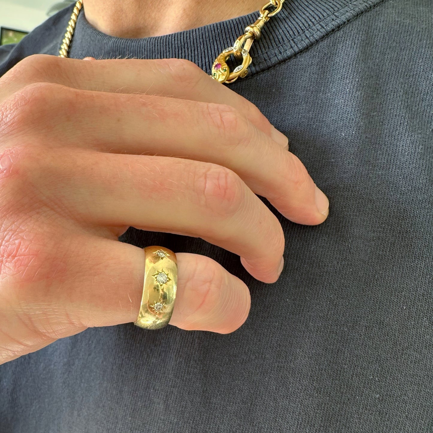 Vintage 18ct gold & starburst diamond band