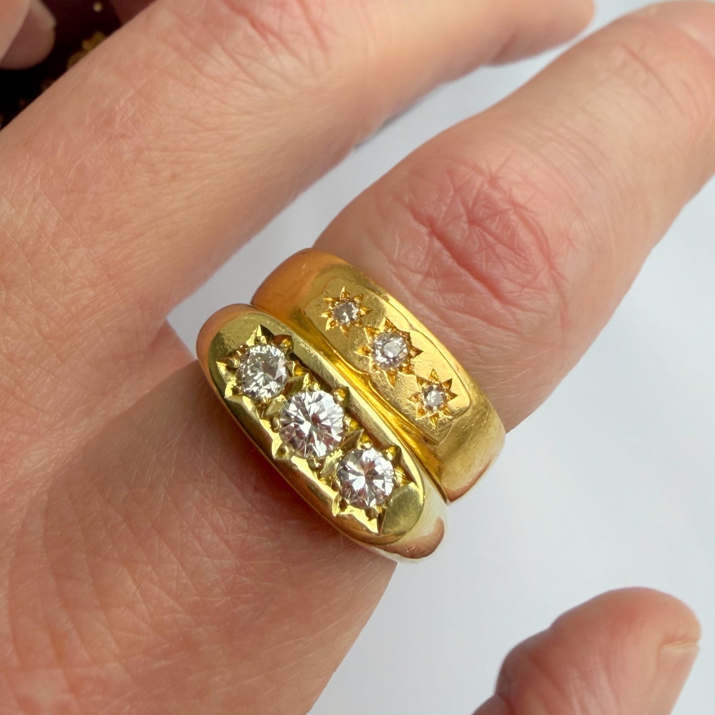 Art Deco 22ct gold starburst diamond ring
