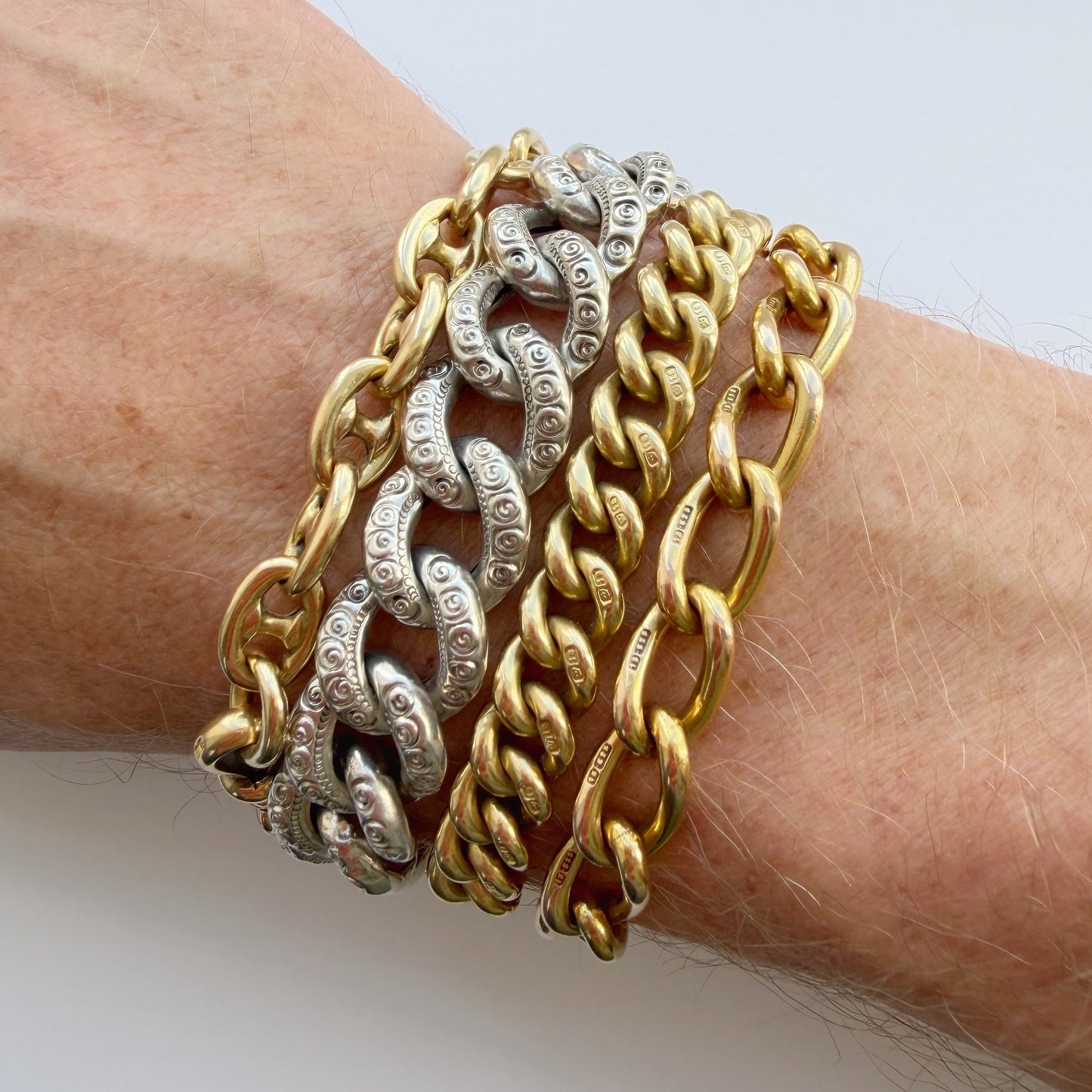 Antique decorative silver curb bracelet