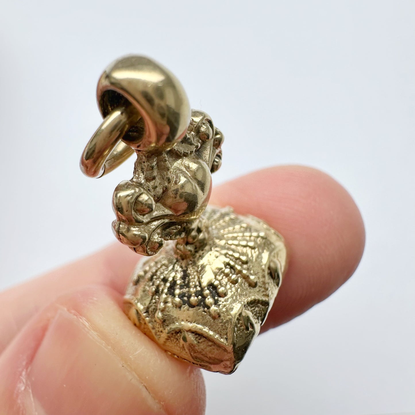 Vintage 9ct gold & bloodstone heart fob