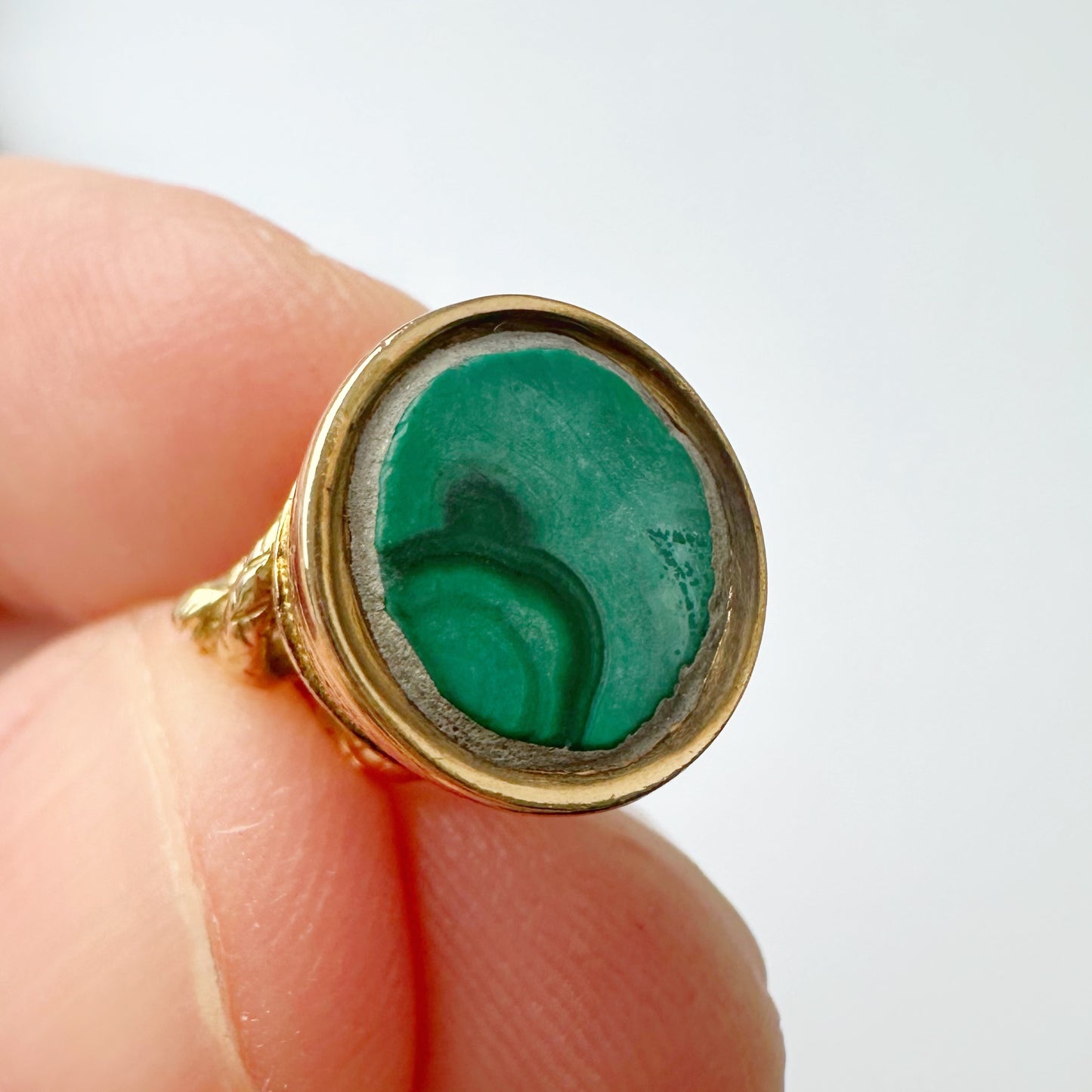 Antique 15ct gold & malachite snake fob