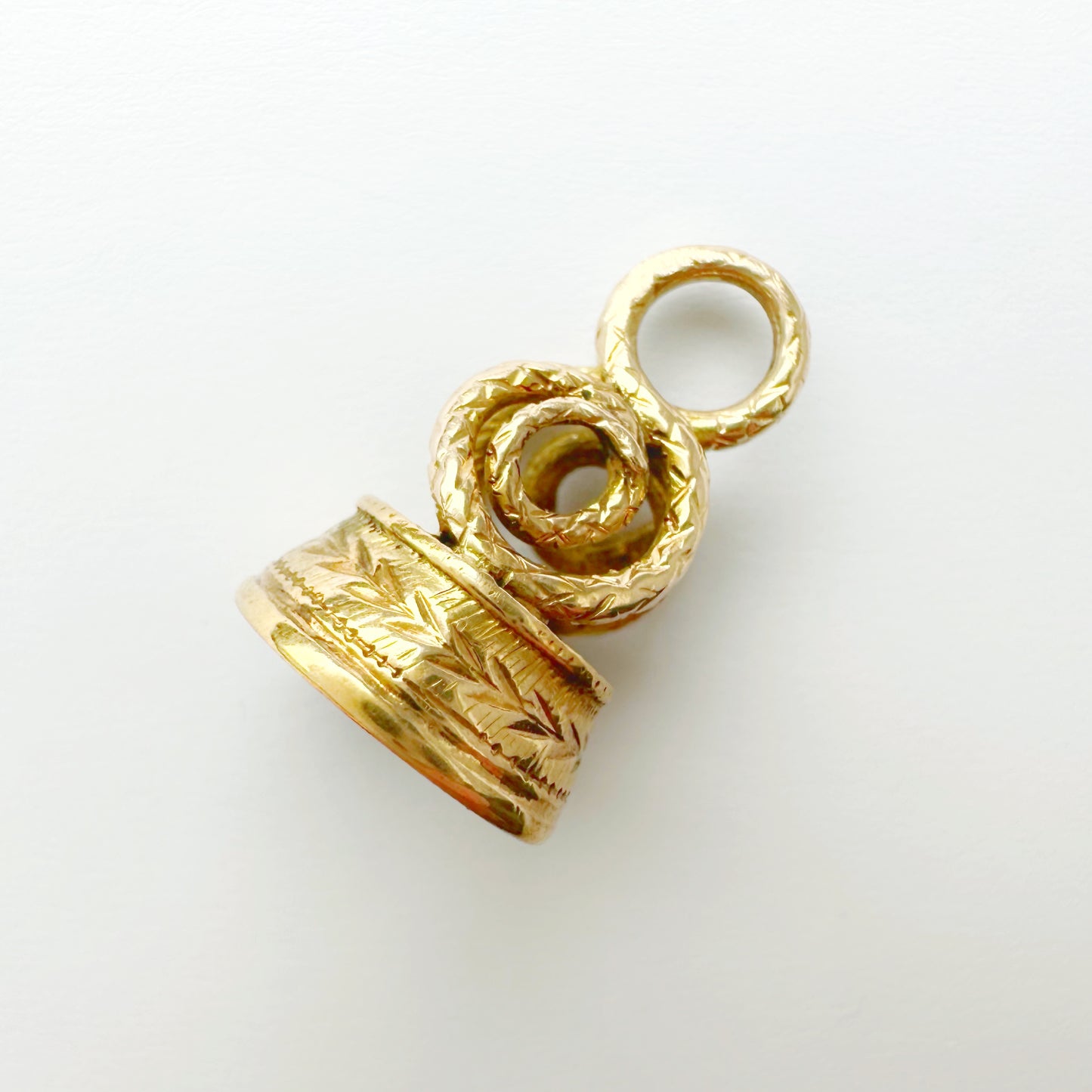 Antique 15ct gold & malachite snake fob