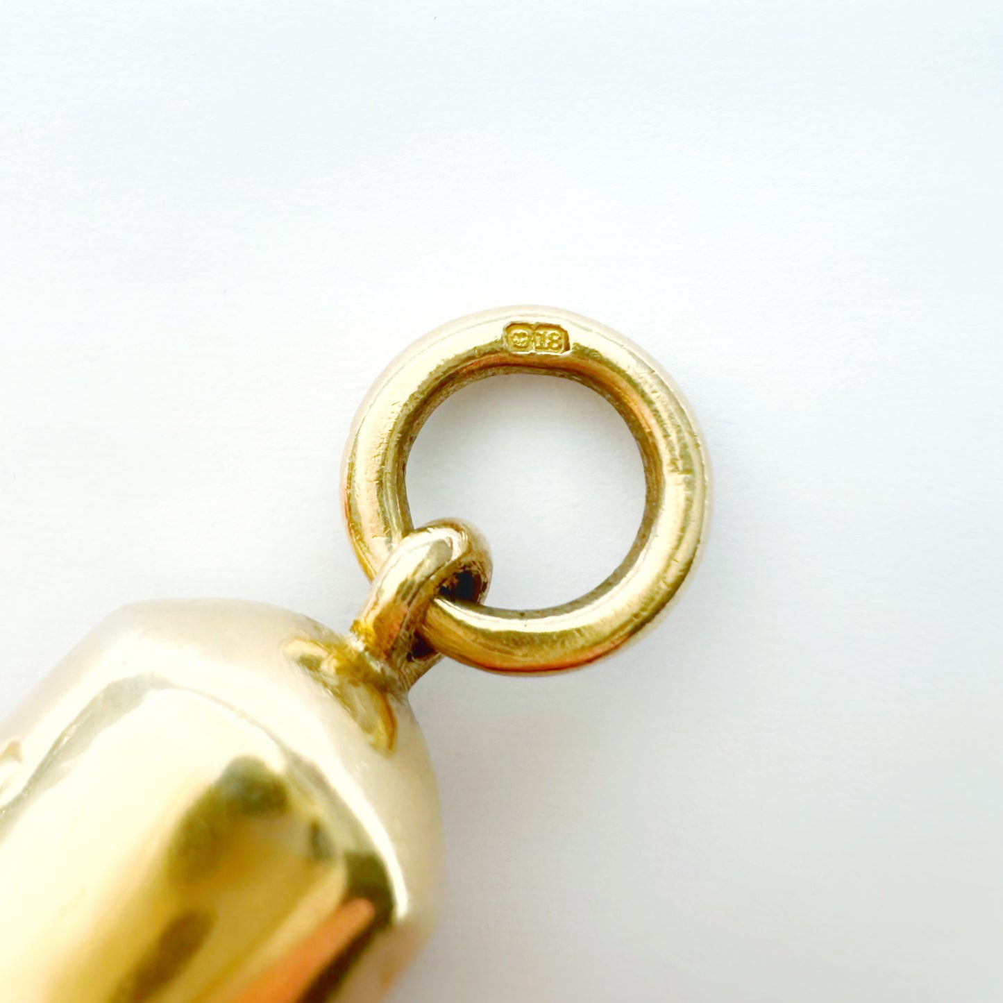 Antique 18ct gold whistle