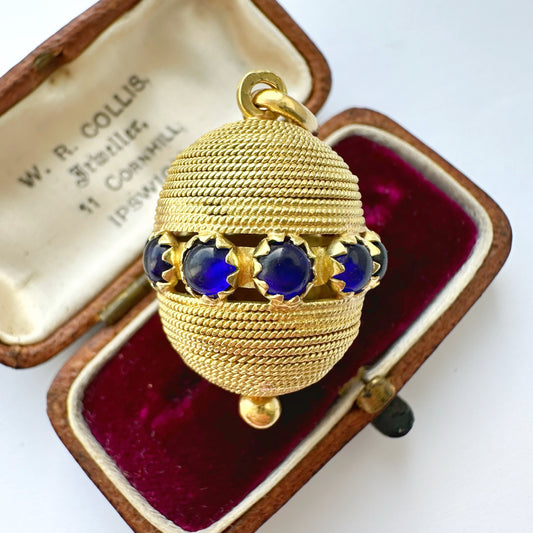 Vintage 18ct gold orb pendant