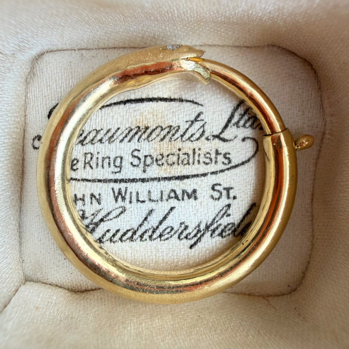 18ct gold & diamond ouroboros snake bolt ring