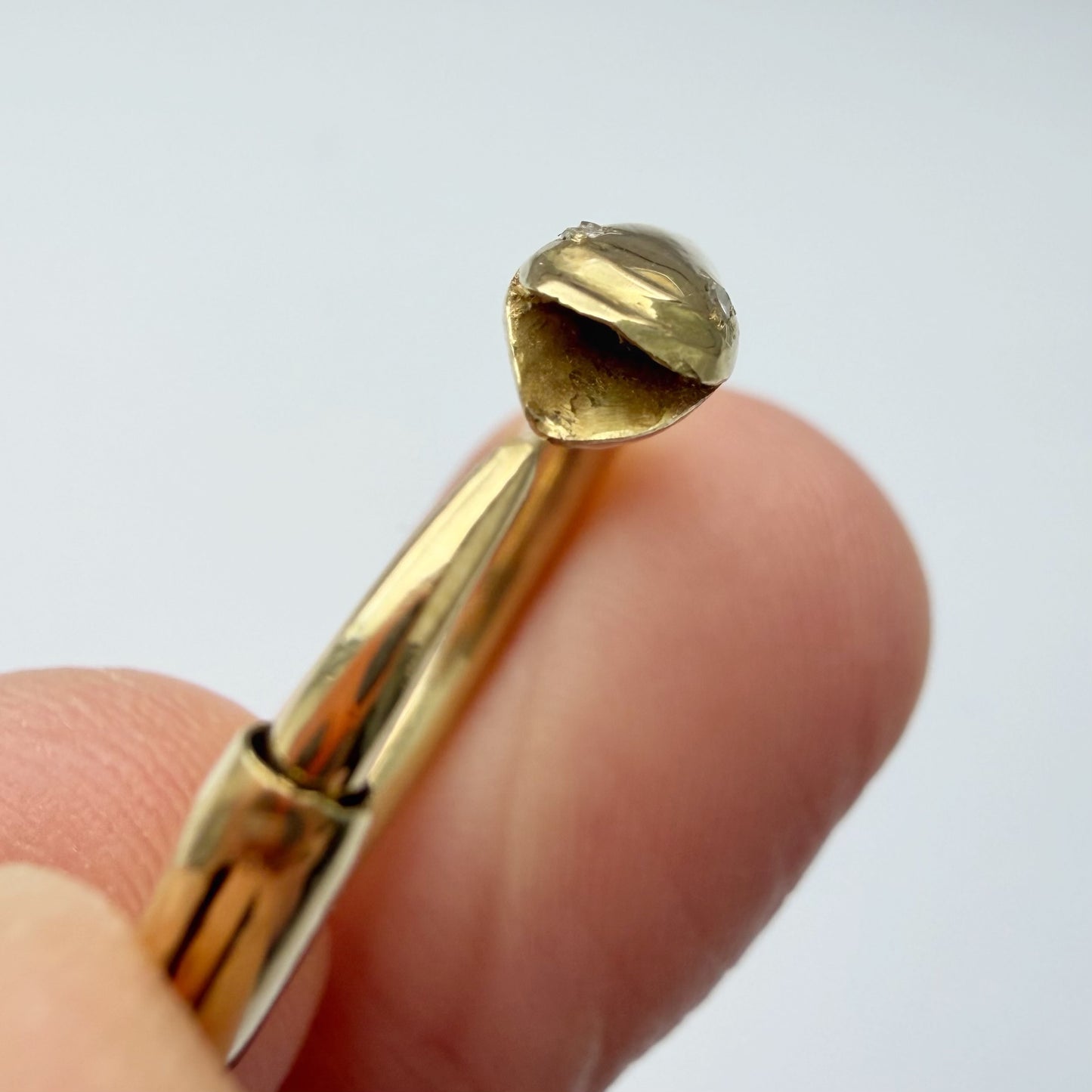 18ct gold & diamond ouroboros snake bolt ring