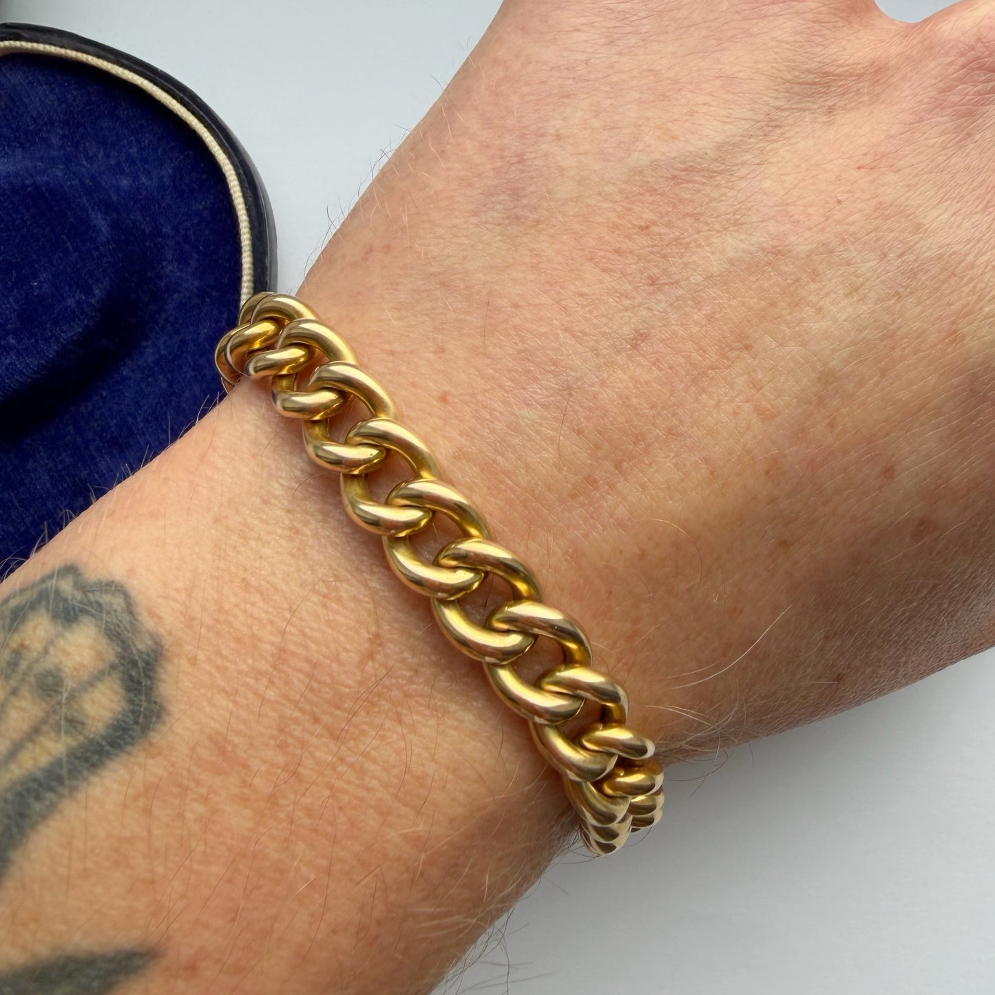 Antique 15ct gold curb bracelet with heart padlock