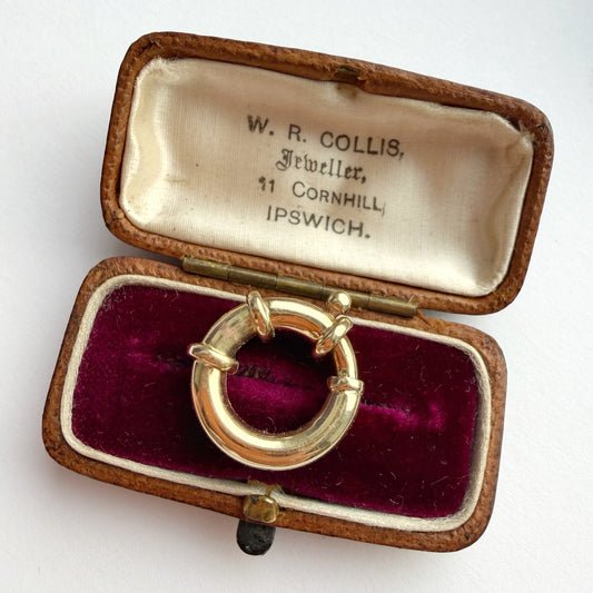 Extra large 9ct gold bolt clasp