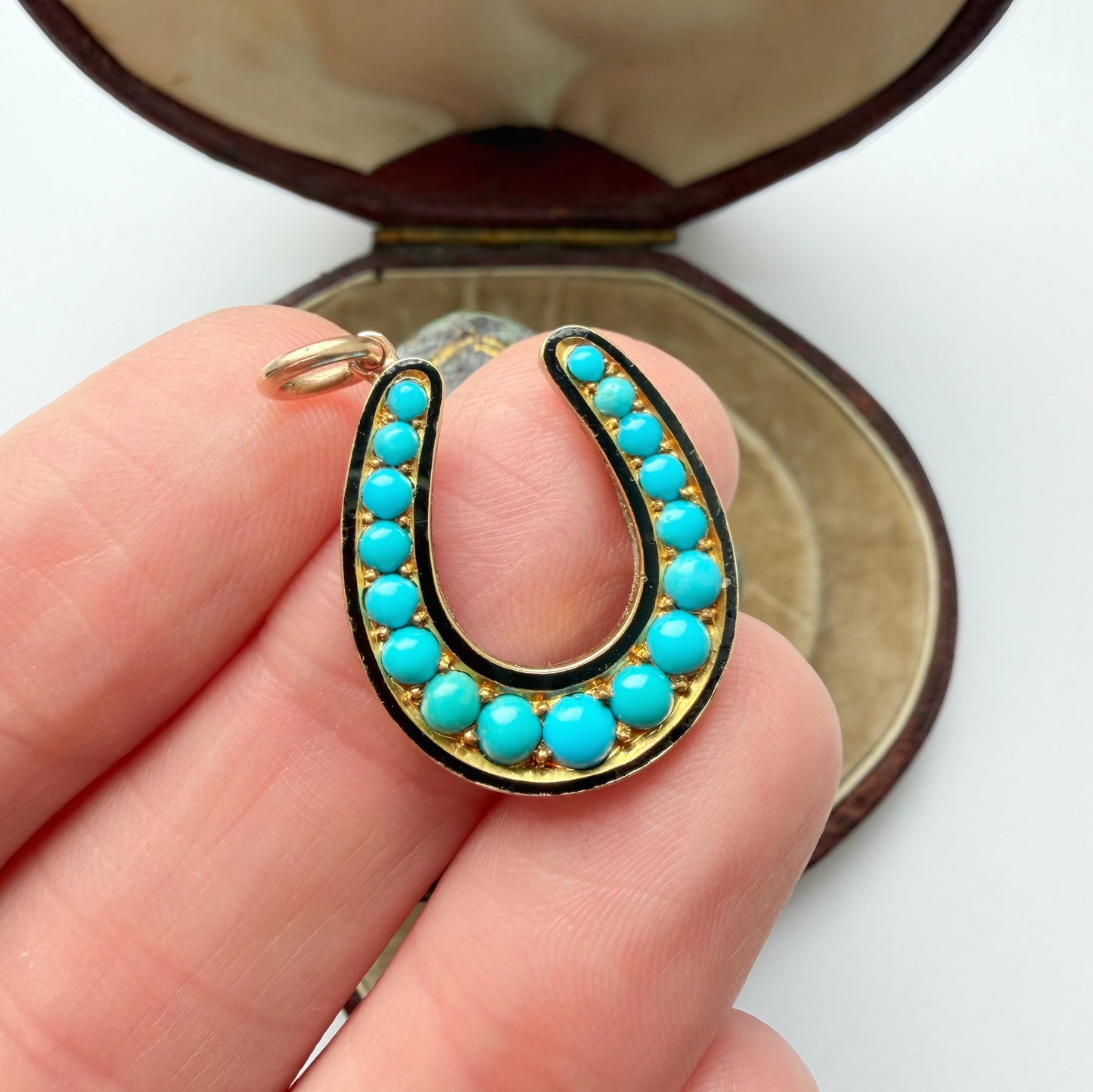 Victorian 9ct gold, turquoise & black enamel horseshoe pendant