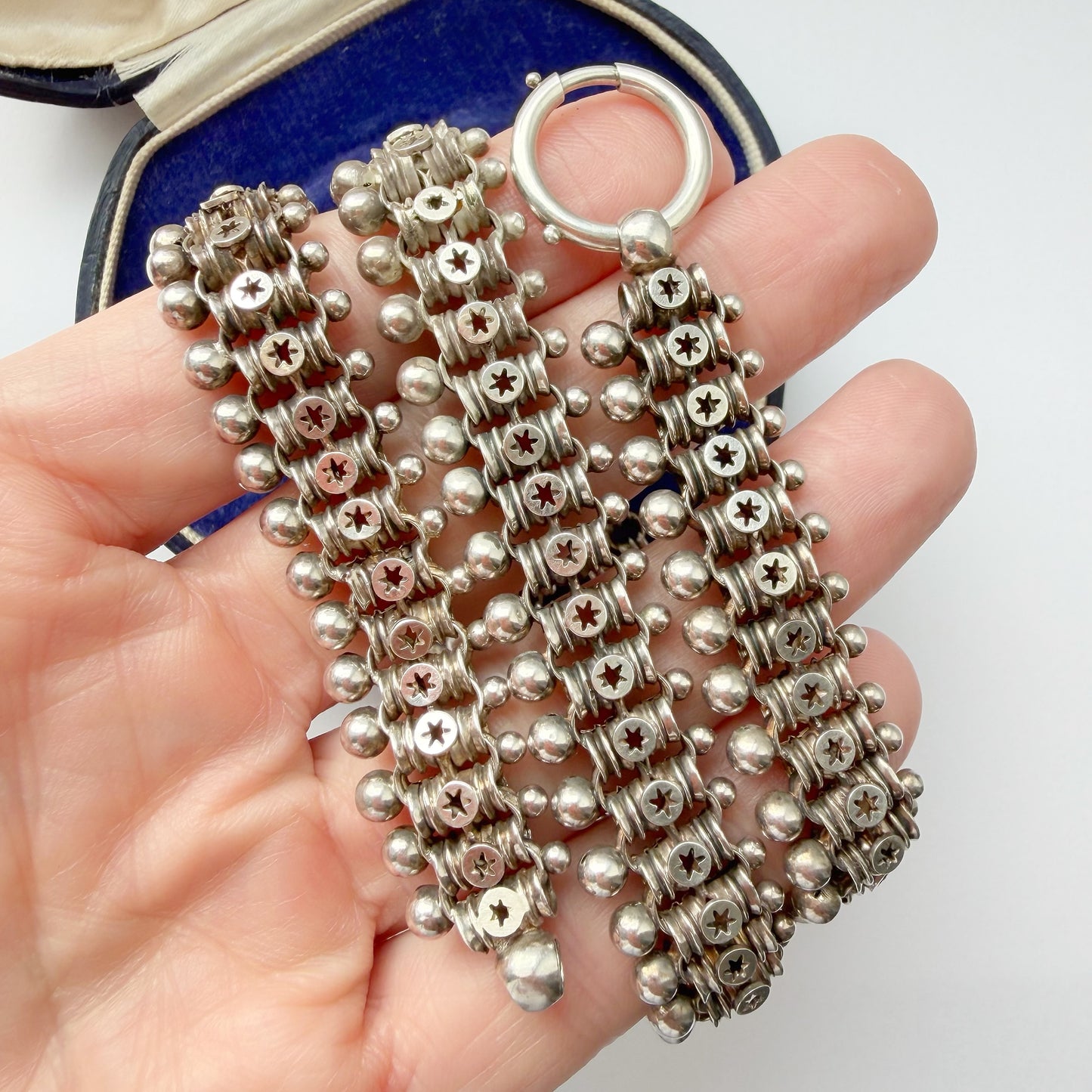 Victorian sterling silver star collar