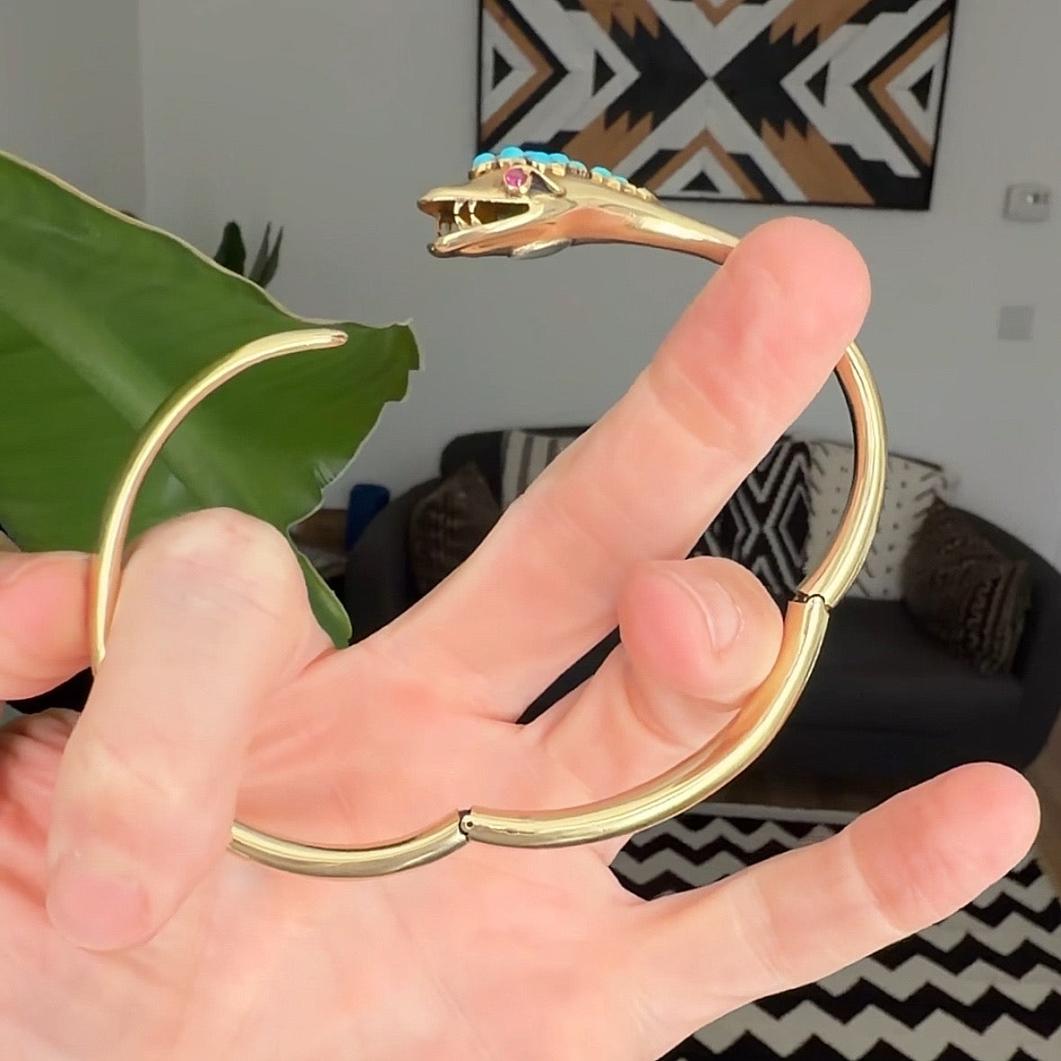Victorian 14ct gold snake bangle