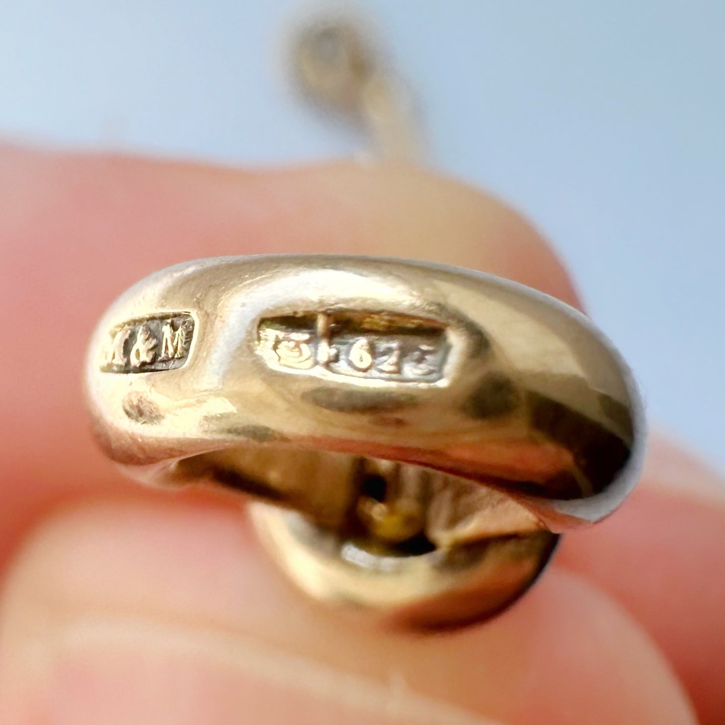 Antique 15ct gold trombone bracelet