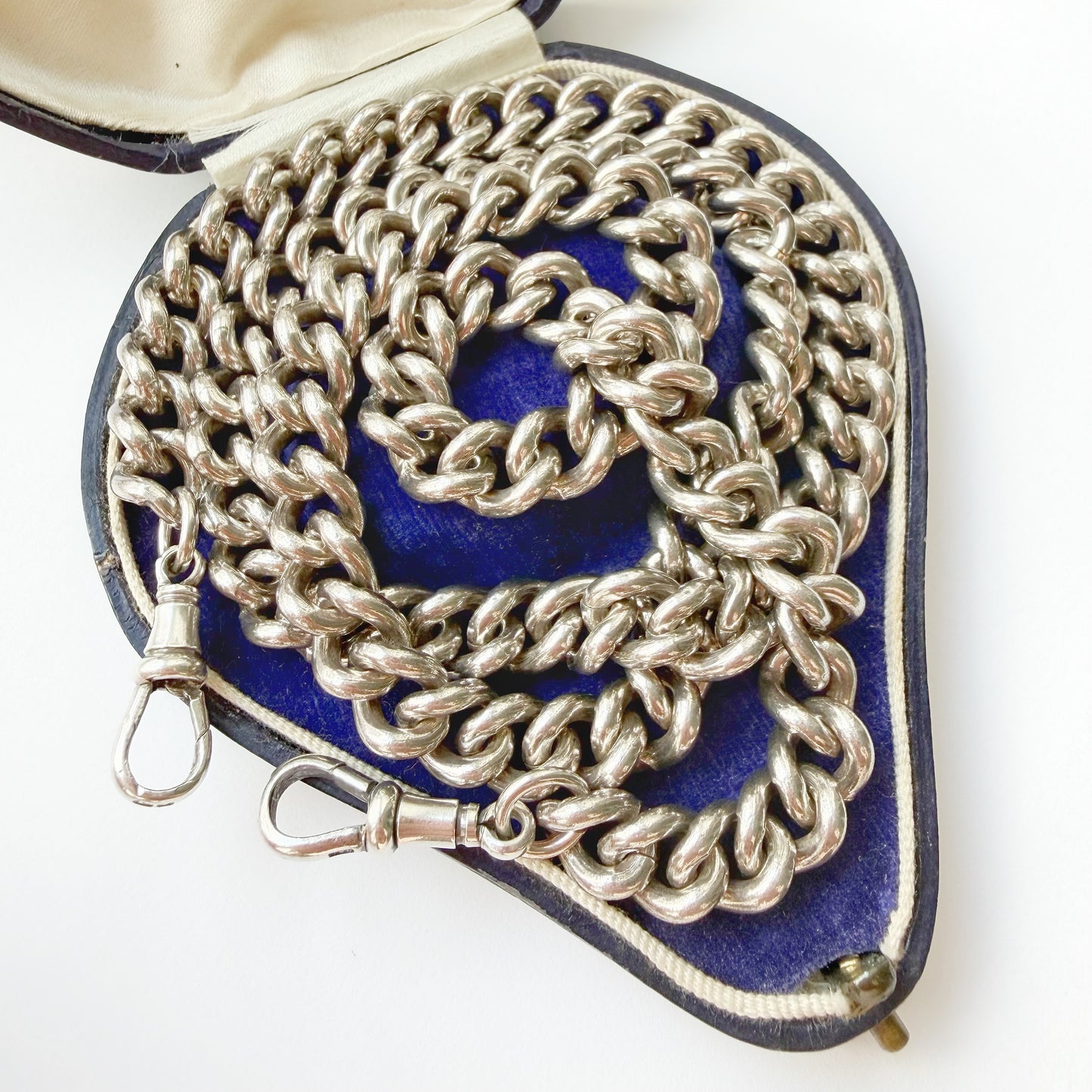 Chunky vintage silver curb chain with antique dog clips