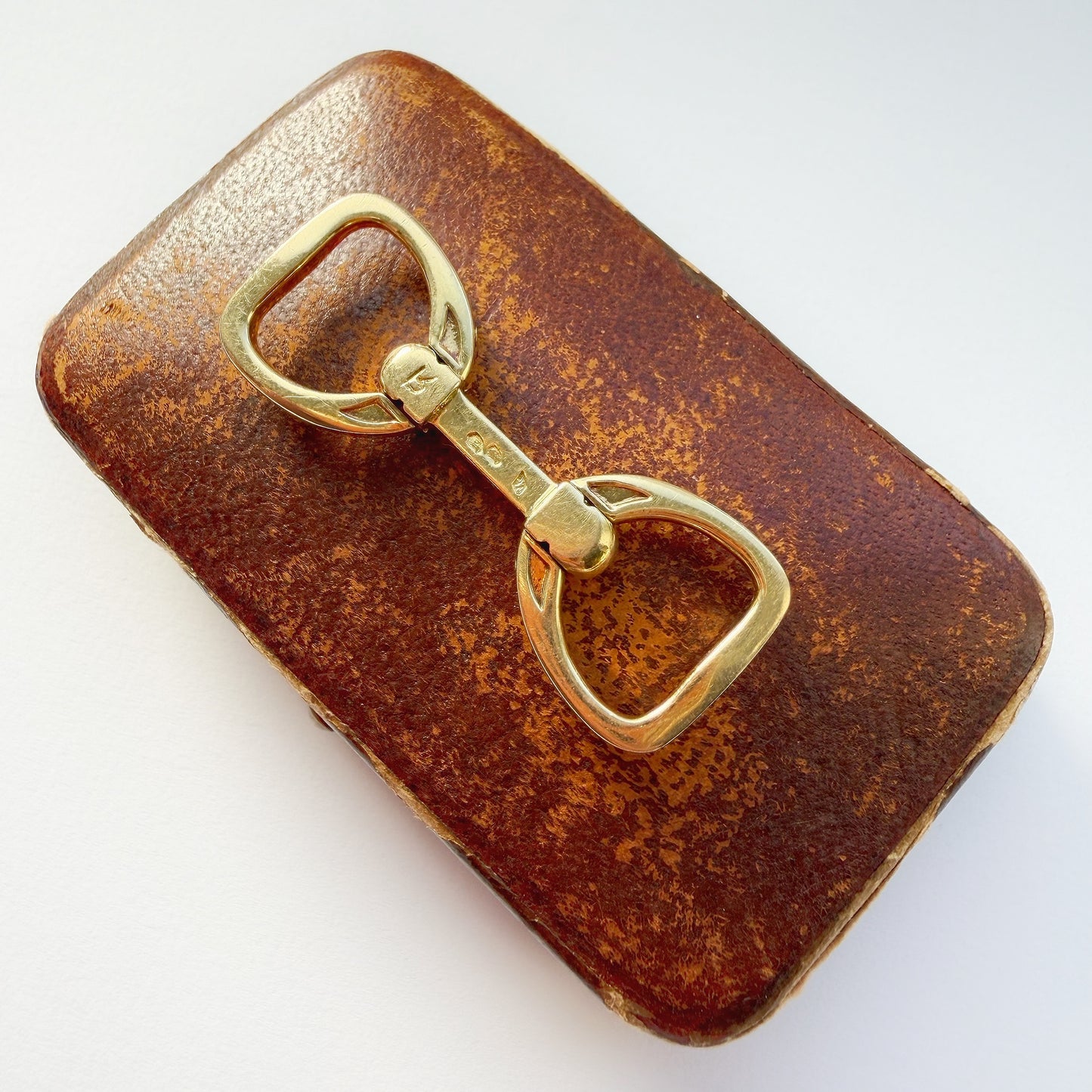 Vintage Hermes 18ct gold stirrup cufflink extender