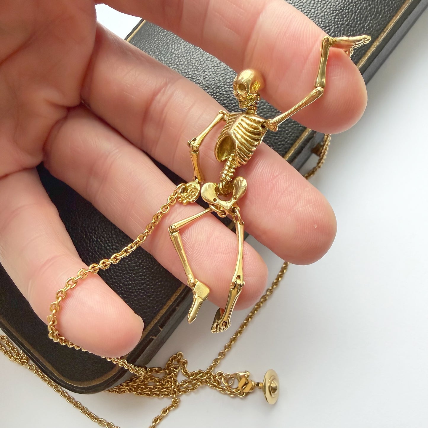 18ct gold skeleton necklace