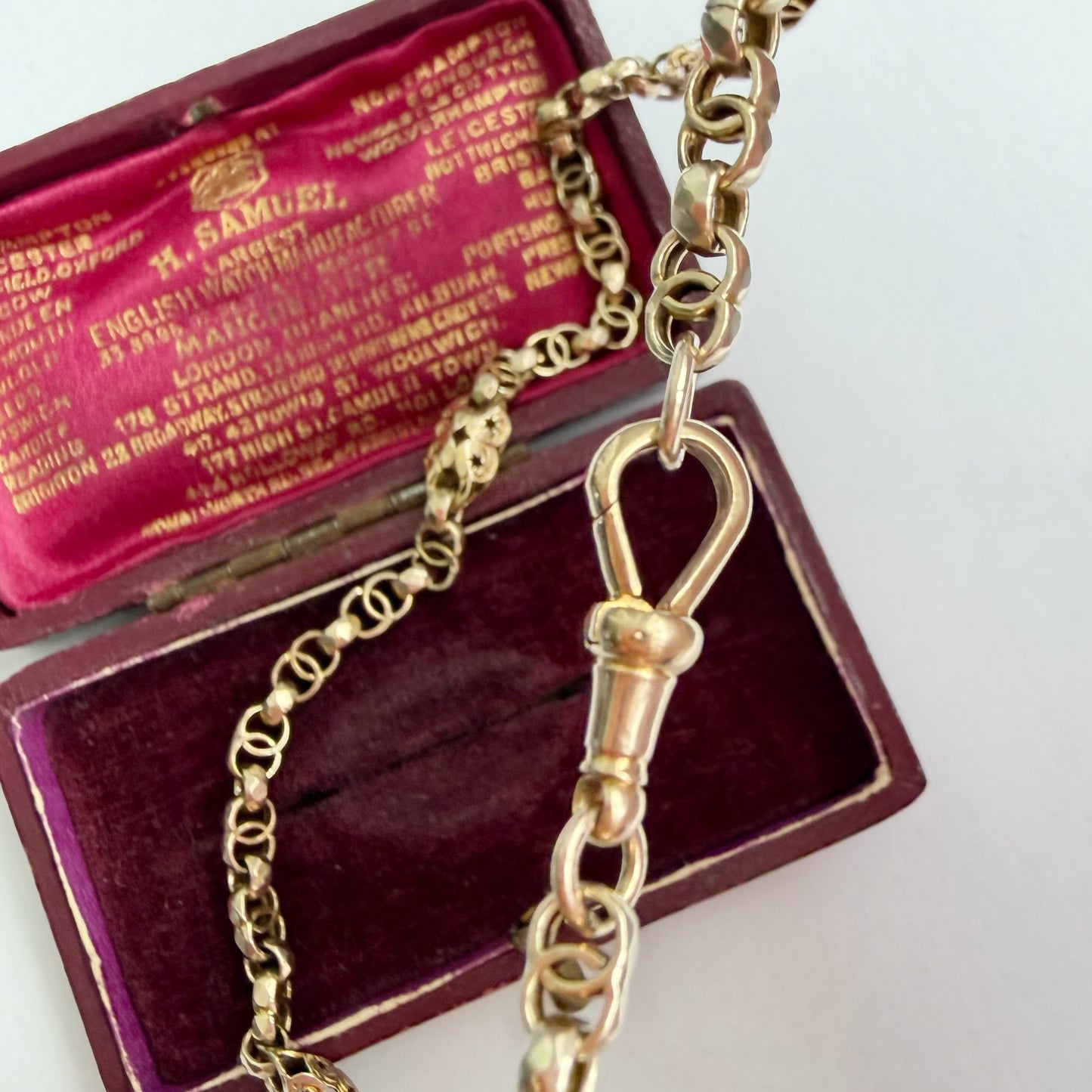 Antique 9ct yellow gold star link chain with dog clip