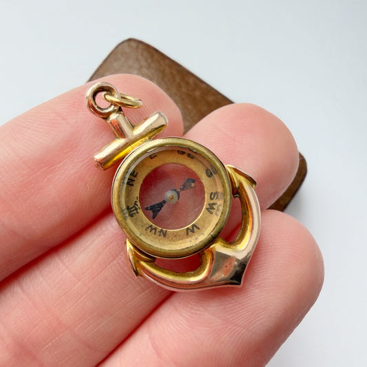 Victorian 9ct gold anchor compass pendant