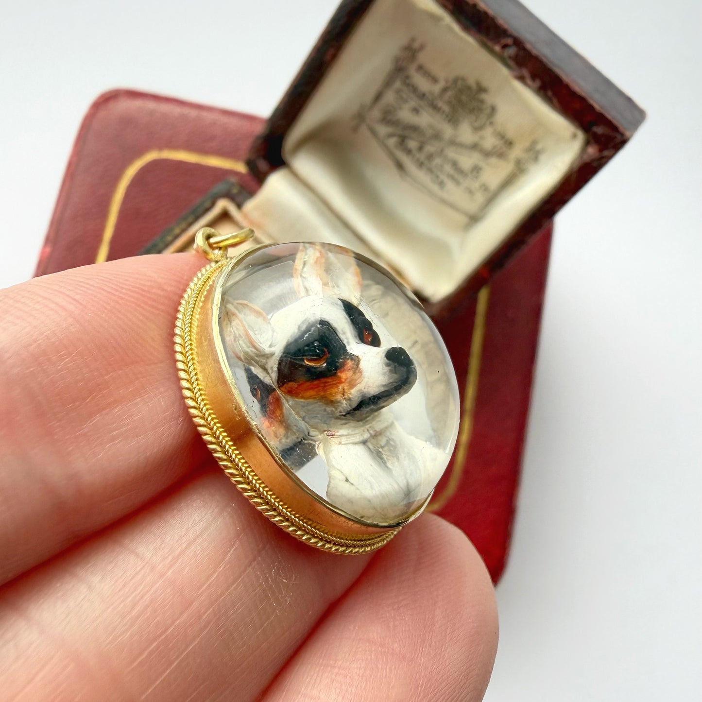 Antique 15ct gold Essex Crystal Dog Pendant
