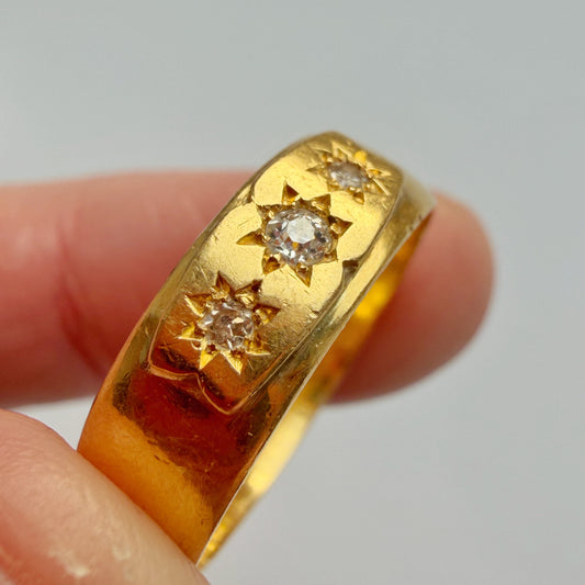 Art Deco 22ct gold starburst diamond ring