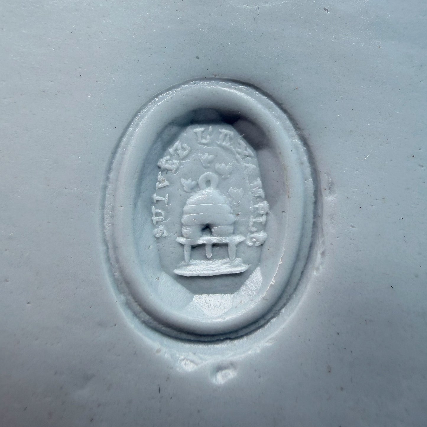 Late Georgian/Early Victorian amethyst beehive intaglio seal