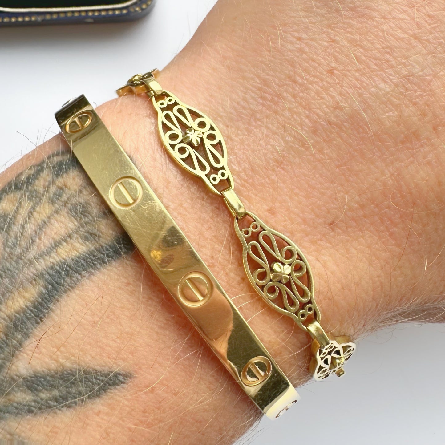 Antique French 18ct gold filigree lozenge link bracelet