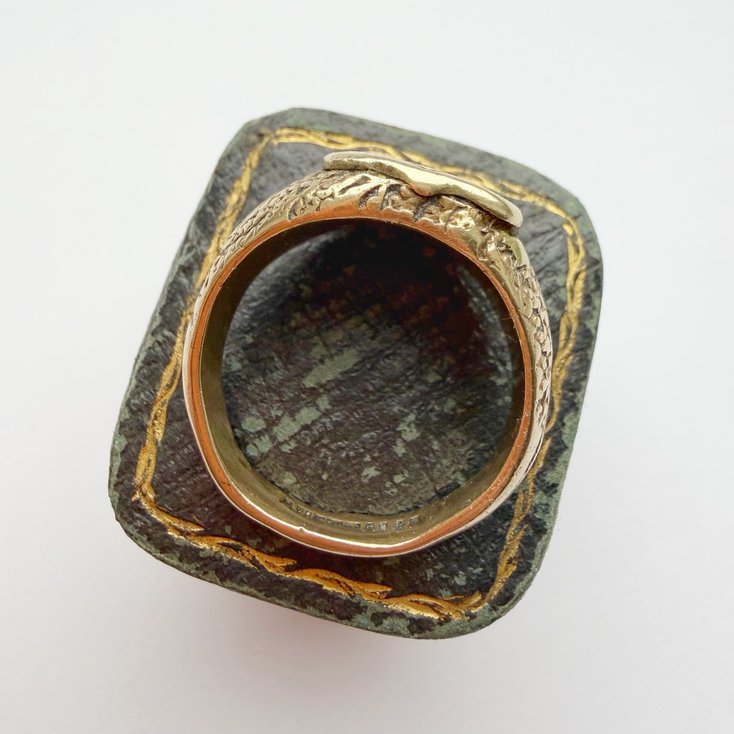Vintage/antique base metal ship signet ring