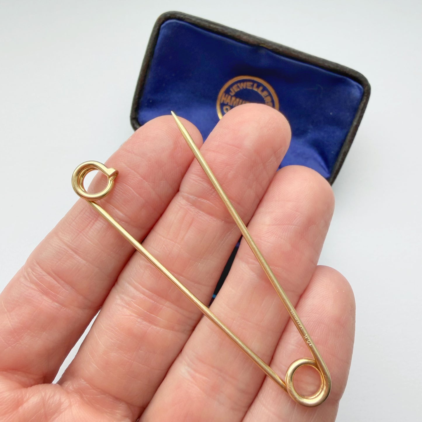 Vintage 14ct gold Tiffany & Co. safety pin