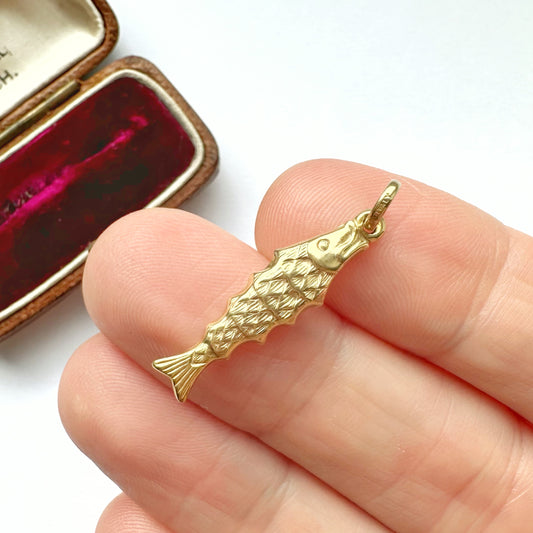 Vintage 9ct gold fish charm