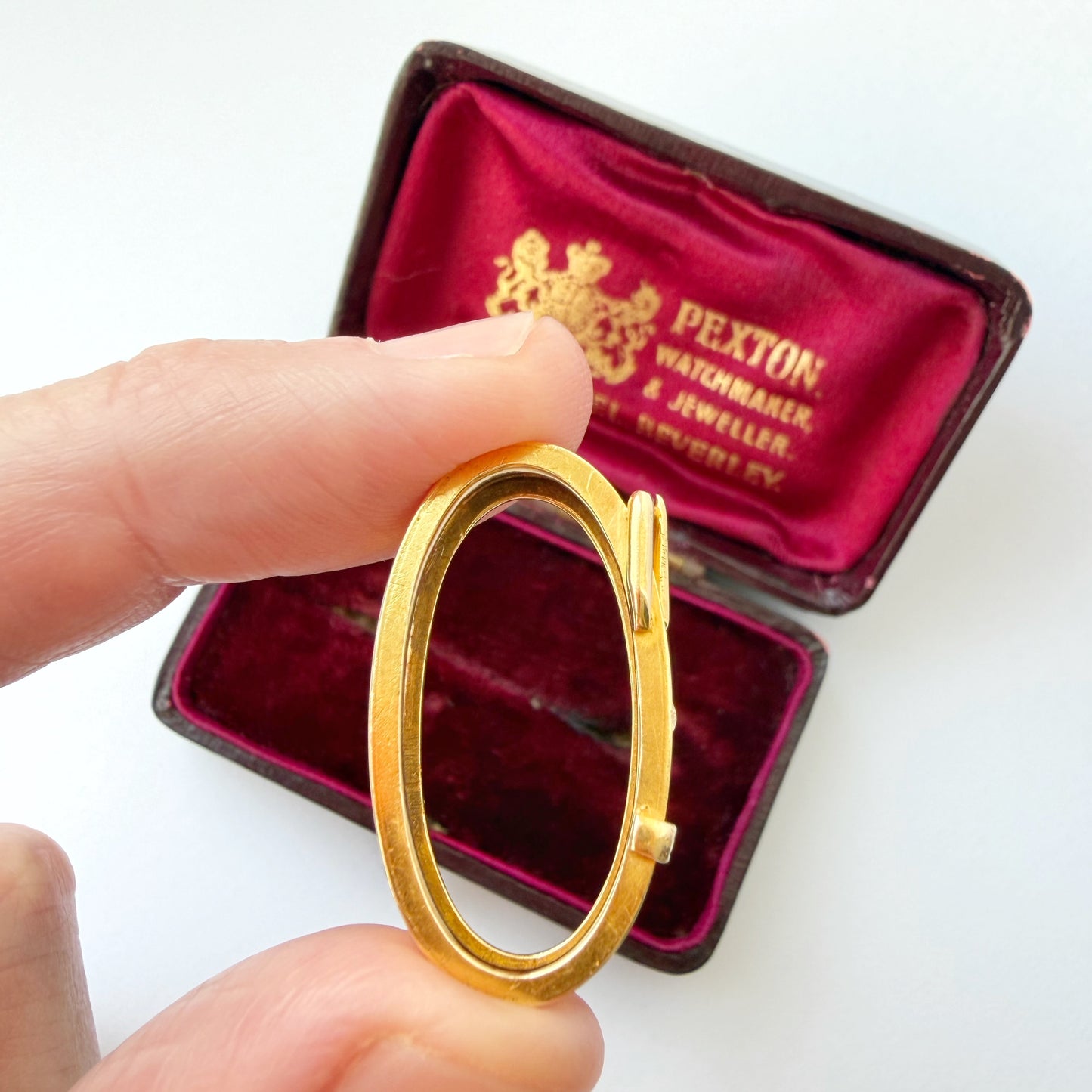 Edwardian 18ct gold & old cut diamond scarf tie
