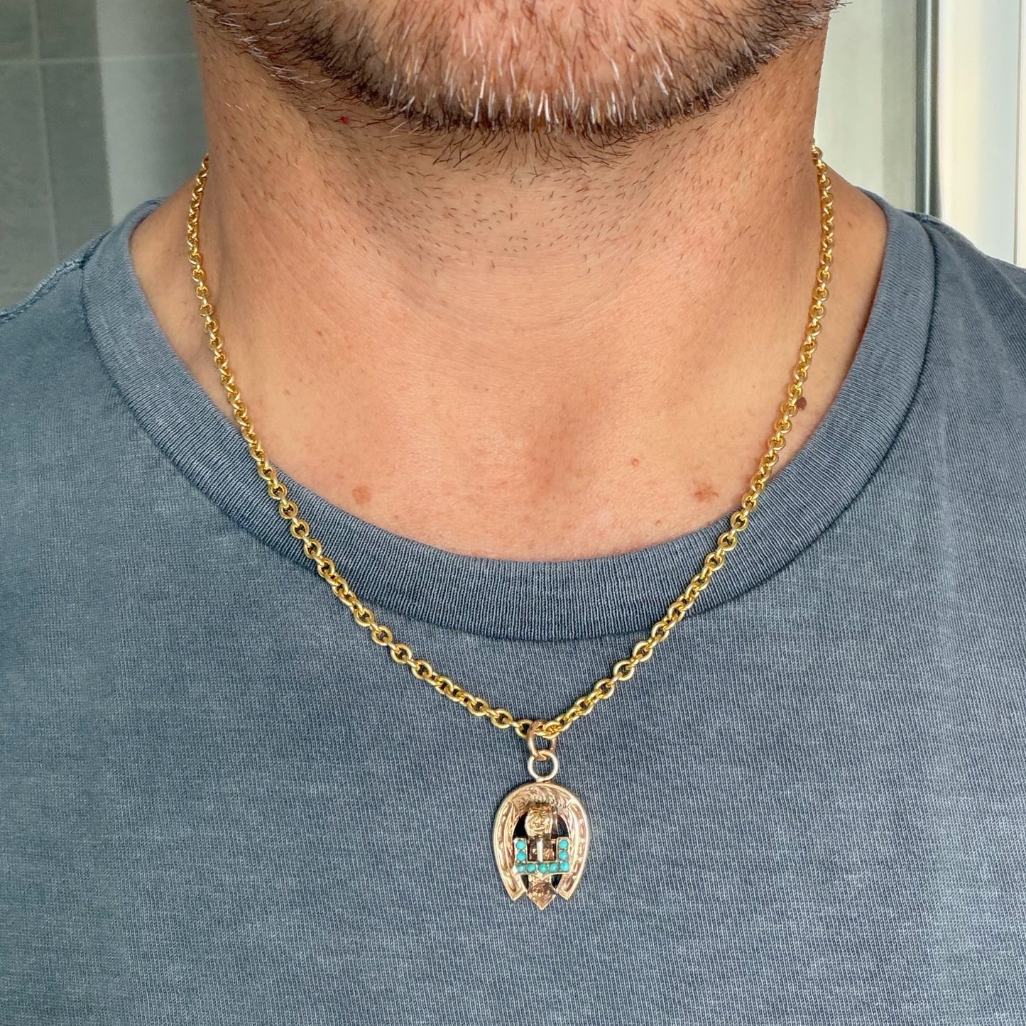 Antique 9ct gold & turquoise horseshoe charm
