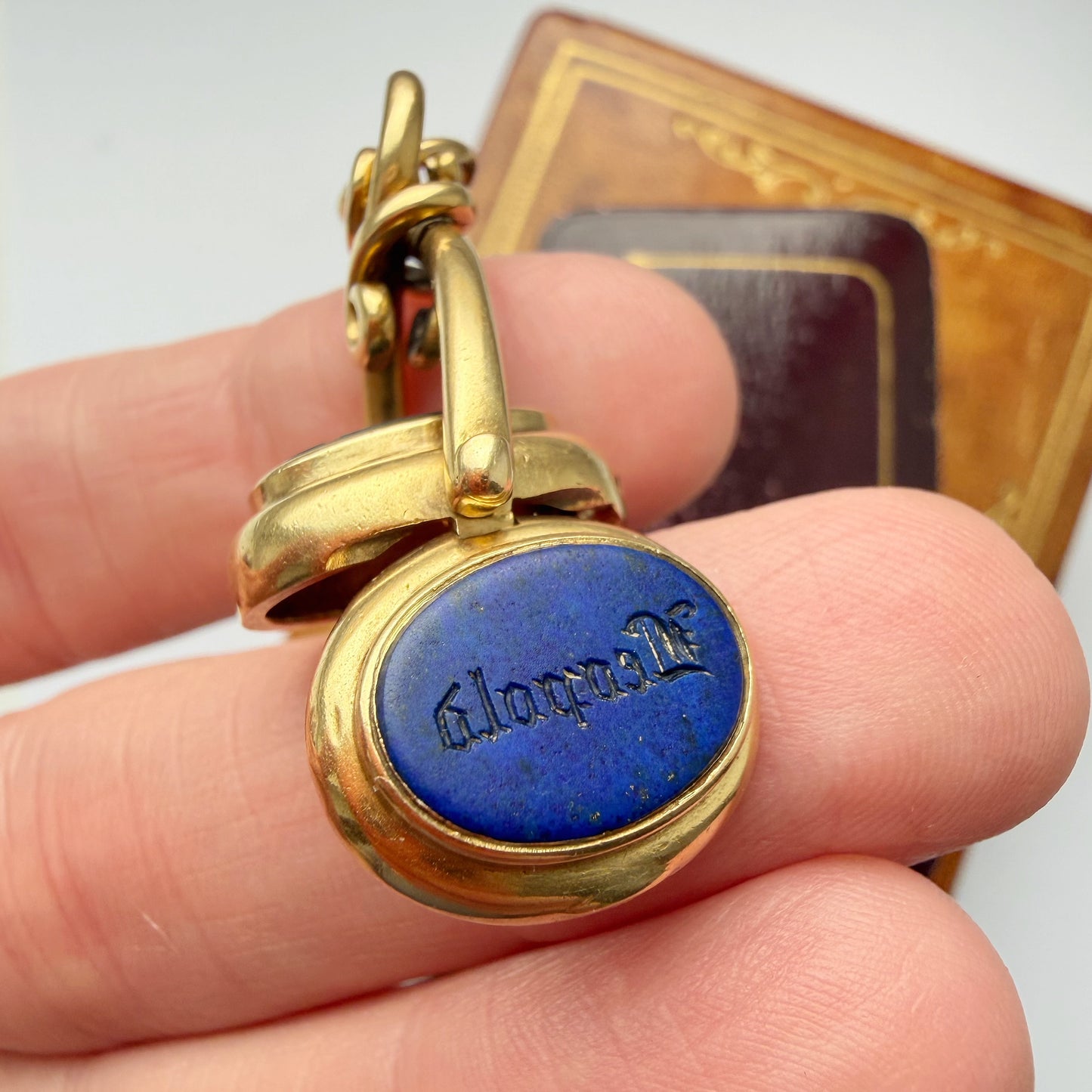 Victorian 18ct gold, lapis & bloodstone spinning locket