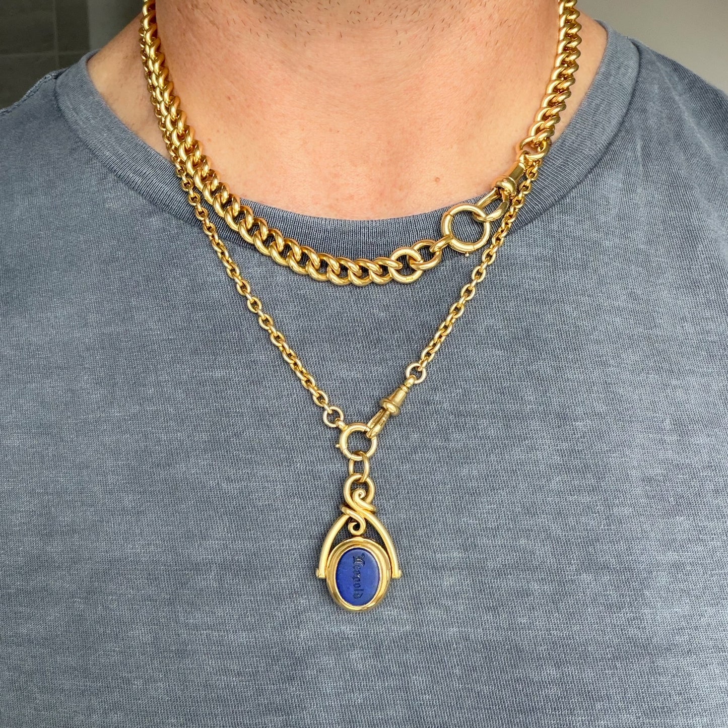 Victorian 18ct gold, lapis & bloodstone spinning locket