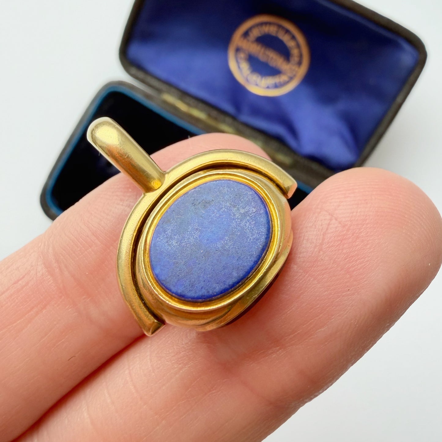 Antique 18ct gold triple stone spinning fob