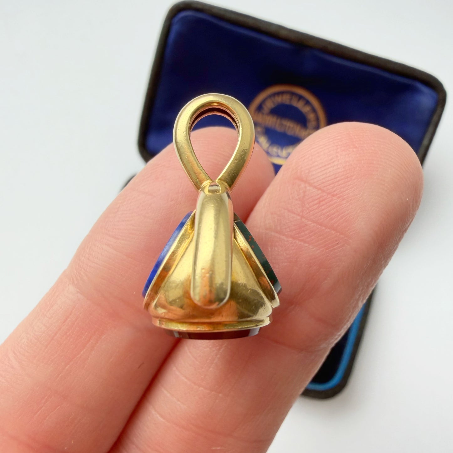 Antique 18ct gold triple stone spinning fob