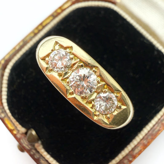 Vintage 18ct gold & diamond startburst set ring