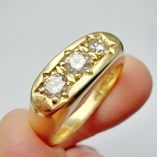 Vintage 18ct gold & diamond startburst set ring