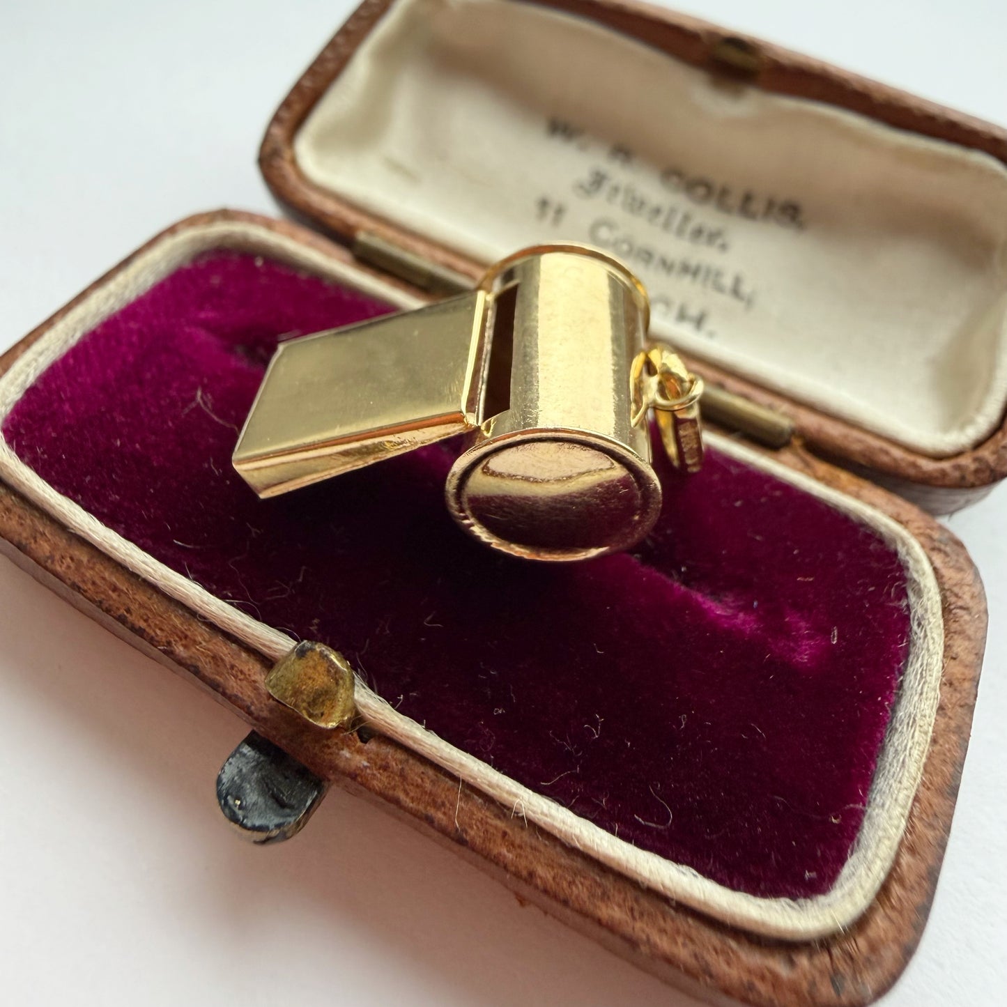 Vintage 9ct whistle charm