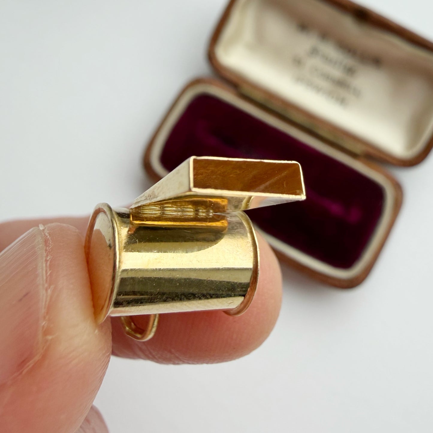 Vintage 9ct whistle charm
