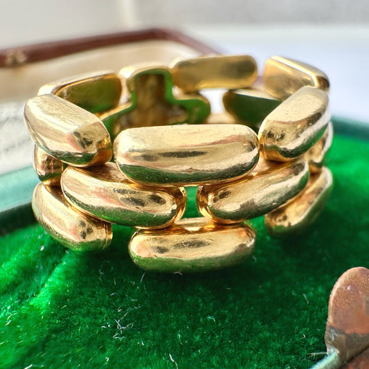 Vintage 18ct gold chain ring